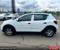 Белый Рено Сандеро, объемом двигателя 1.5 л и пробегом 34 тыс. км за 12500 $, фото 3 на Automoto.ua