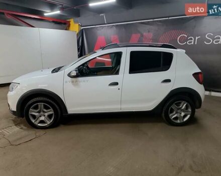 Белый Рено Сандеро, объемом двигателя 1.46 л и пробегом 191 тыс. км за 9200 $, фото 3 на Automoto.ua