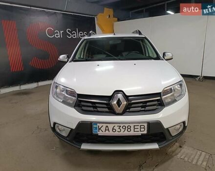 Белый Рено Сандеро, объемом двигателя 1.46 л и пробегом 191 тыс. км за 9200 $, фото 1 на Automoto.ua