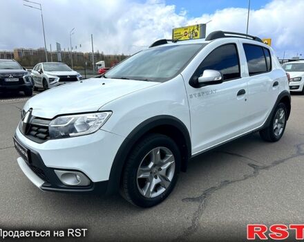 Белый Рено Сандеро, объемом двигателя 15 л и пробегом 72 тыс. км за 12400 $, фото 2 на Automoto.ua