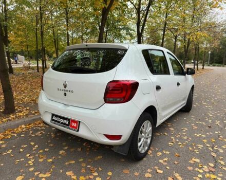 Білий Рено Сандеро, об'ємом двигуна 1 л та пробігом 99 тис. км за 7999 $, фото 4 на Automoto.ua