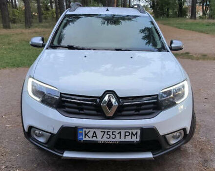 Белый Рено Сандеро, объемом двигателя 0.9 л и пробегом 52 тыс. км за 10999 $, фото 1 на Automoto.ua
