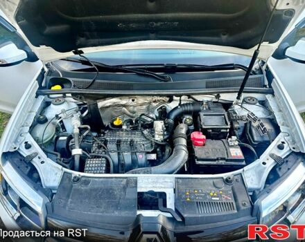 Білий Рено Сандеро, об'ємом двигуна 1 л та пробігом 53 тис. км за 9600 $, фото 8 на Automoto.ua