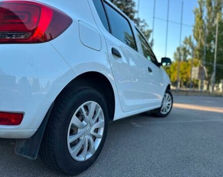 Рено Сандеро 2021 в Запорожье на Automoto.ua Белый Рено Сандеро, объемом двигателя 1 л и пробегом 98 тыс. км за 8100 $, фото 18 на Automoto.ua