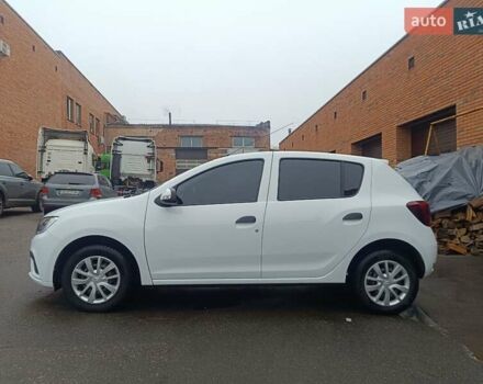 Білий Рено Сандеро, об'ємом двигуна 1 л та пробігом 21 тис. км за 7300 $, фото 1 на Automoto.ua