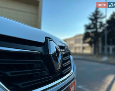 Білий Рено Сандеро, об'ємом двигуна 1 л та пробігом 98 тис. км за 8890 $, фото 12 на Automoto.ua