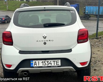 Белый Рено Сандеро, объемом двигателя 1.5 л и пробегом 37 тыс. км за 13500 $, фото 3 на Automoto.ua