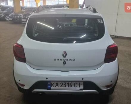 Белый Рено Сандеро, объемом двигателя 0.9 л и пробегом 109 тыс. км за 9600 $, фото 11 на Automoto.ua