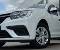 Белый Рено Сандеро, объемом двигателя 0.9 л и пробегом 37 тыс. км за 10300 $, фото 1 на Automoto.ua