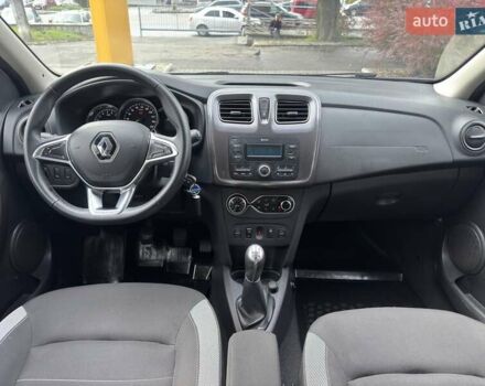 Белый Рено Сандеро, объемом двигателя 0.9 л и пробегом 68 тыс. км за 9400 $, фото 7 на Automoto.ua
