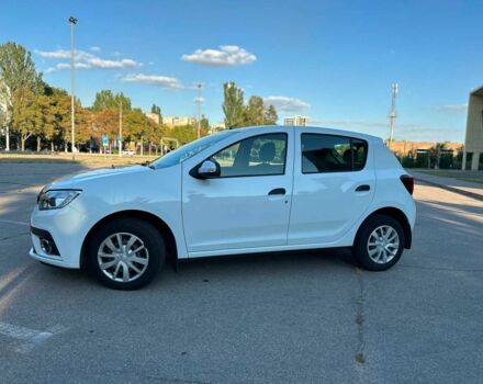 Рено Сандеро 2021 в Запорожье на Automoto.ua Белый Рено Сандеро, объемом двигателя 1 л и пробегом 98 тыс. км за 8100 $, фото 2 на Automoto.ua