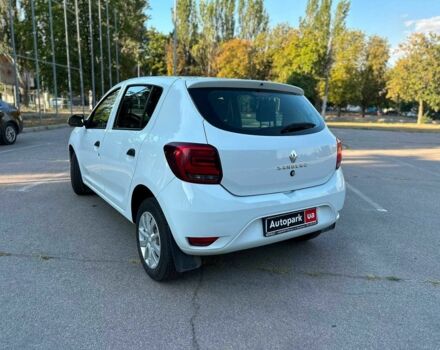 Рено Сандеро 2021 в Запорожье на Automoto.ua Белый Рено Сандеро, объемом двигателя 1 л и пробегом 98 тыс. км за 8100 $, фото 5 на Automoto.ua