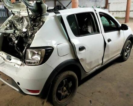 Белый Рено Сандеро, объемом двигателя 1.46 л и пробегом 50 тыс. км за 5000 $, фото 2 на Automoto.ua