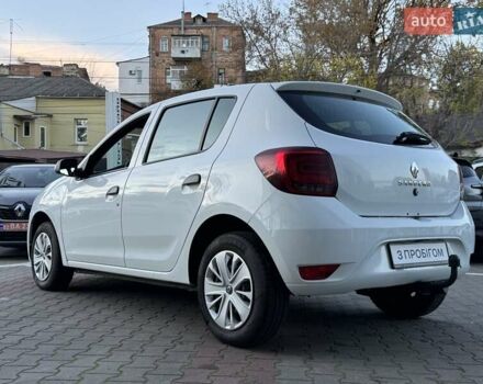 Рено Сандеро 2021 у Вінниці на Automoto.ua Білий Рено Сандеро, об'ємом двигуна 1 л та пробігом 37 тис. км за 8950 $, фото 2 на Automoto.ua