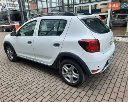 Белый Рено Сандеро, объемом двигателя 0.9 л и пробегом 108 тыс. км за 9999 $, фото 3 на Automoto.ua