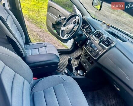 Білий Рено Сандеро, об'ємом двигуна 0.9 л та пробігом 53 тис. км за 9600 $, фото 11 на Automoto.ua