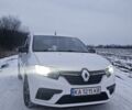 Белый Рено Сандеро, объемом двигателя 1.5 л и пробегом 99 тыс. км за 9999 $, фото 1 на Automoto.ua