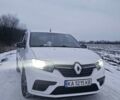 Белый Рено Сандеро, объемом двигателя 1.5 л и пробегом 99 тыс. км за 9999 $, фото 1 на Automoto.ua