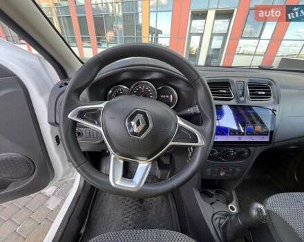 Белый Рено Сандеро, объемом двигателя 1 л и пробегом 131 тыс. км за 9800 $, фото 34 на Automoto.ua