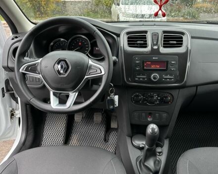 Белый Рено Сандеро, объемом двигателя 1 л и пробегом 51 тыс. км за 8000 $, фото 11 на Automoto.ua