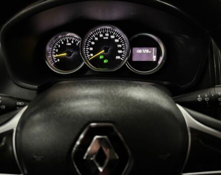 Белый Рено Сандеро, объемом двигателя 1.5 л и пробегом 136 тыс. км за 11000 $, фото 17 на Automoto.ua