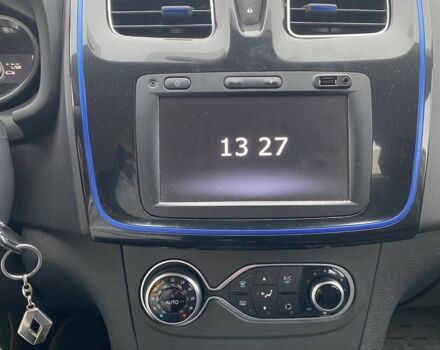 Белый Рено Сандеро, объемом двигателя 1.5 л и пробегом 58 тыс. км за 13300 $, фото 4 на Automoto.ua