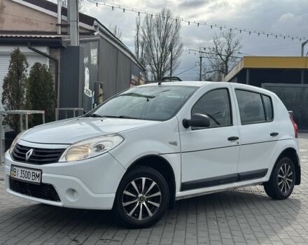 Білий Рено Сандеро, об'ємом двигуна 1.4 л та пробігом 205 тис. км за 3950 $, фото 1 на Automoto.ua