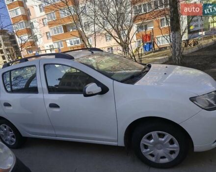 Белый Рено Сандеро, объемом двигателя 1.15 л и пробегом 170 тыс. км за 5500 $, фото 1 на Automoto.ua