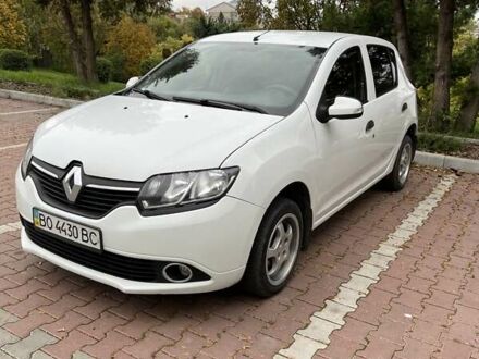 Белый Рено Сандеро, объемом двигателя 1.15 л и пробегом 167 тыс. км за 5990 $, фото 1 на Automoto.ua