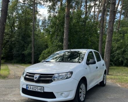Белый Рено Сандеро, объемом двигателя 1.4 л и пробегом 195 тыс. км за 3999 $, фото 1 на Automoto.ua
