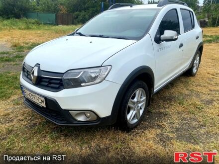 Білий Рено Сандеро, об'ємом двигуна 1.5 л та пробігом 297 тис. км за 7900 $, фото 1 на Automoto.ua