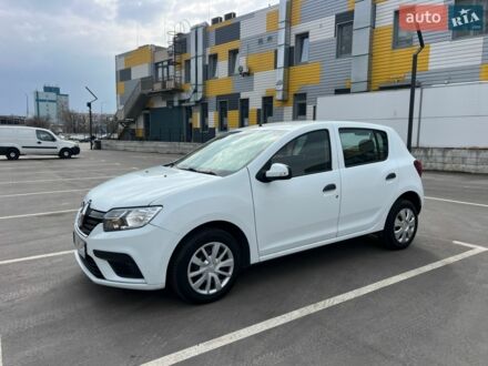Білий Рено Сандеро, об'ємом двигуна 1.15 л та пробігом 95 тис. км за 6800 $, фото 1 на Automoto.ua