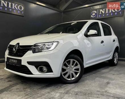 Білий Рено Сандеро, об'ємом двигуна 1.5 л та пробігом 91 тис. км за 9000 $, фото 1 на Automoto.ua