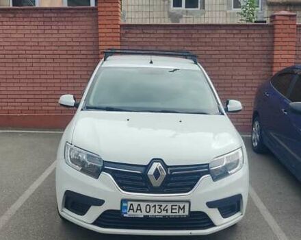 Білий Рено Сандеро, об'ємом двигуна 0.9 л та пробігом 132 тис. км за 5500 $, фото 1 на Automoto.ua