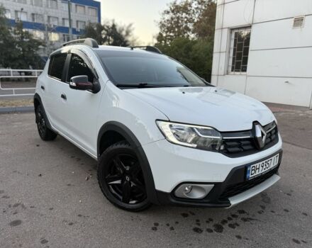 Білий Рено Сандеро, об'ємом двигуна 1.5 л та пробігом 109 тис. км за 11500 $, фото 1 на Automoto.ua