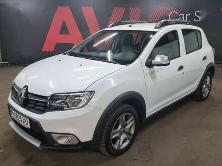 Рено Сандеро 2019 в Киеве на Automoto.ua Белый Рено Сандеро, объемом двигателя 0.9 л и пробегом 66 тыс. км за 7800 $, фото 1 на Automoto.ua