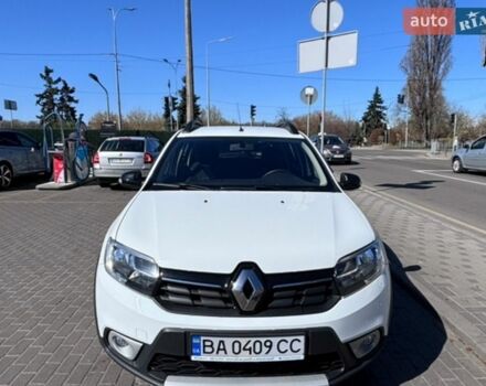 Белый Рено Сандеро, объемом двигателя 1.46 л и пробегом 77 тыс. км за 12300 $, фото 1 на Automoto.ua