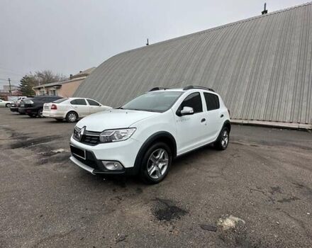 Білий Рено Сандеро, об'ємом двигуна 1.46 л та пробігом 58 тис. км за 10999 $, фото 1 на Automoto.ua