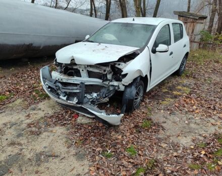 Белый Рено Сандеро, объемом двигателя 0 л и пробегом 180 тыс. км за 3500 $, фото 1 на Automoto.ua