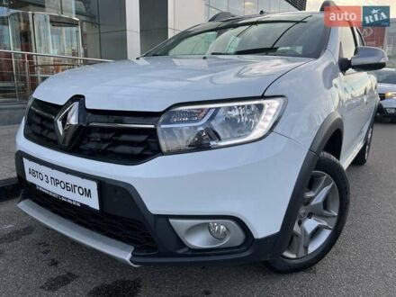 Рено Сандеро 2020 в Киеве на Automoto.ua Белый Рено Сандеро, объемом двигателя 0.9 л и пробегом 111 тыс. км за 7736 $, фото 1 на Automoto.ua