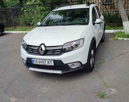 Белый Рено Сандеро, объемом двигателя 1.46 л и пробегом 50 тыс. км за 12800 $, фото 1 на Automoto.ua