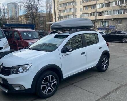 Белый Рено Сандеро, объемом двигателя 1.46 л и пробегом 58 тыс. км за 13300 $, фото 1 на Automoto.ua