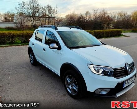Белый Рено Сандеро, объемом двигателя 0.9 л и пробегом 50 тыс. км за 10500 $, фото 1 на Automoto.ua