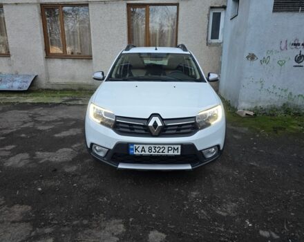 Белый Рено Сандеро, объемом двигателя 0.9 л и пробегом 108 тыс. км за 8500 $, фото 1 на Automoto.ua