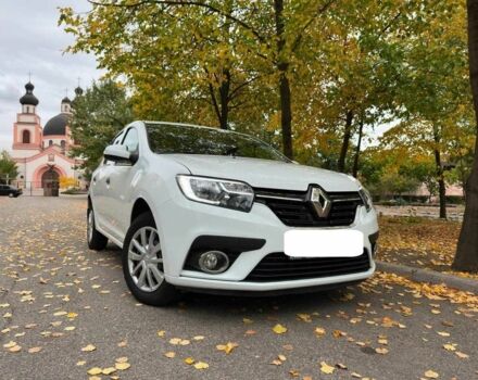 Белый Рено Сандеро, объемом двигателя 0 л и пробегом 100 тыс. км за 7990 $, фото 1 на Automoto.ua