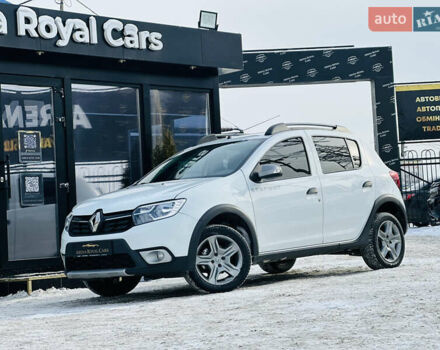 Белый Рено Сандеро, объемом двигателя 0.9 л и пробегом 103 тыс. км за 8900 $, фото 1 на Automoto.ua