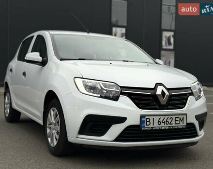 Белый Рено Сандеро, объемом двигателя 1 л и пробегом 102 тыс. км за 6800 $, фото 1 на Automoto.ua