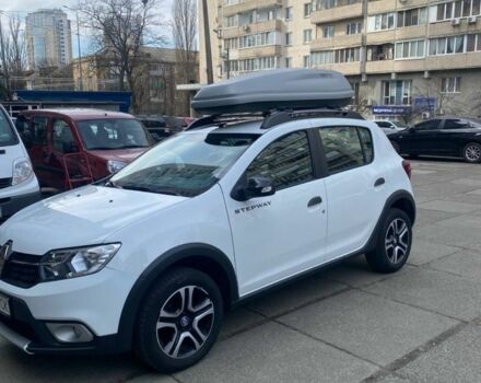 Белый Рено Сандеро, объемом двигателя 1.5 л и пробегом 58 тыс. км за 13300 $, фото 1 на Automoto.ua