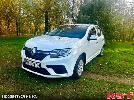 Білий Рено Сандеро, об'ємом двигуна 1 л та пробігом 53 тис. км за 9600 $, фото 1 на Automoto.ua