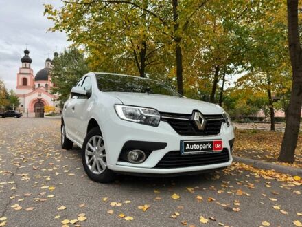 Білий Рено Сандеро, об'ємом двигуна 1 л та пробігом 99 тис. км за 7999 $, фото 1 на Automoto.ua